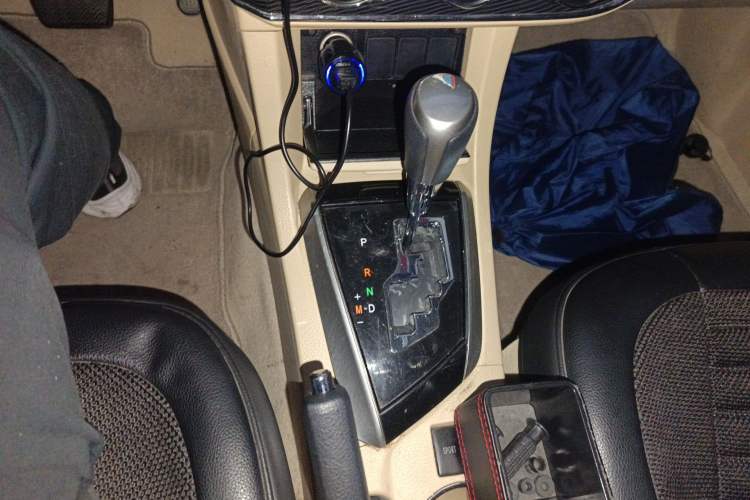 Used Toyota Corolla 2017 1.2T CVT GL-i Gear Lever