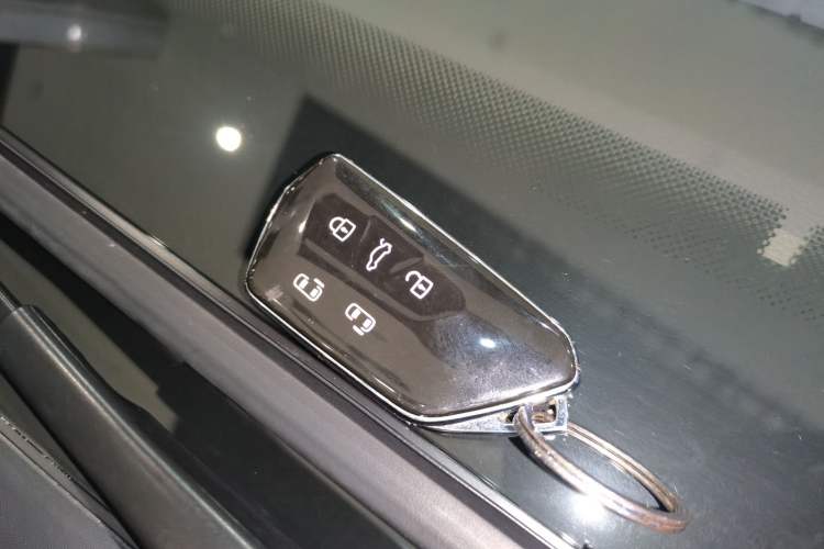 Used Volkswagen Viloran 2024 380TSI Luxury Edition