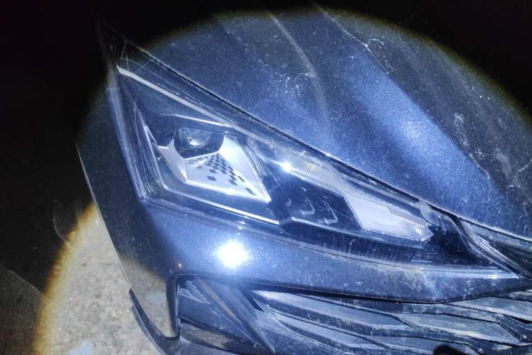 Used Dongfeng Aeolus Yixuan 2025 1.5L Automatic Luxury Version Exterior 3