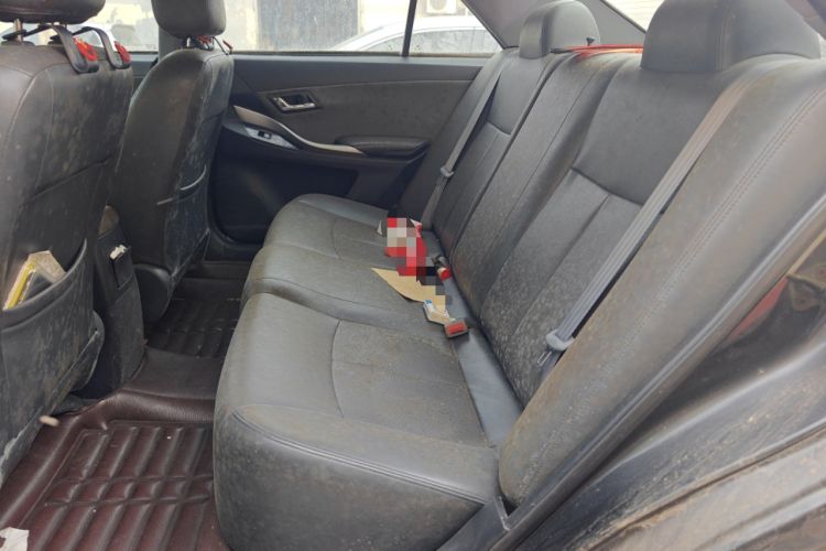 Used Zotye Z300 2012 1.5L Manual Luxury Version Left Rear Seat