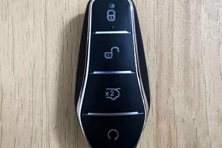 Used BYD Han 2022 DM-i 121KM Luxury Model