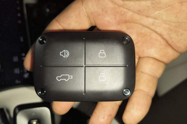 Used iCAR V23 2025 401 Two-Wheel Drive Intelligent Driving Version
