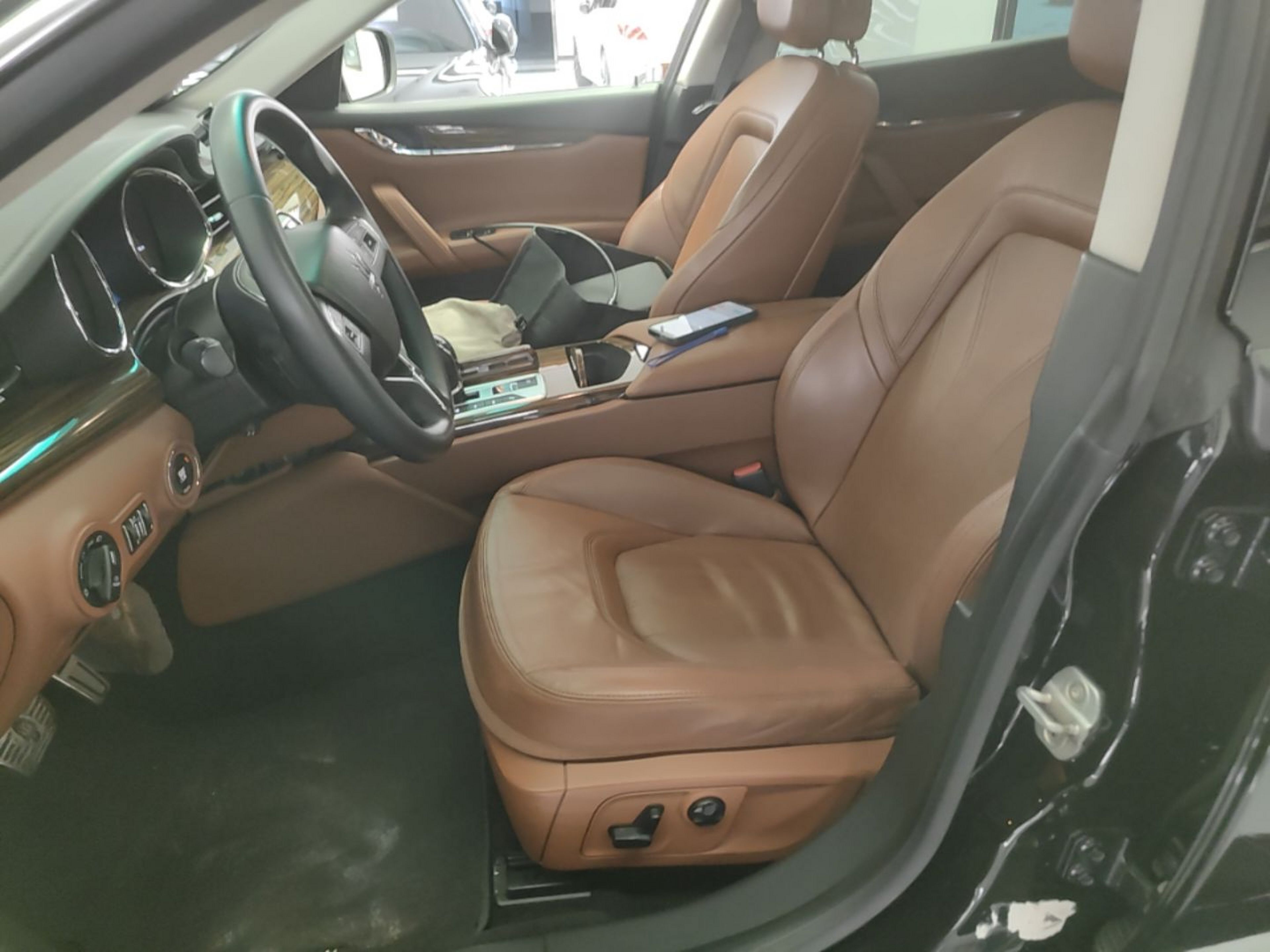 Interior delantero