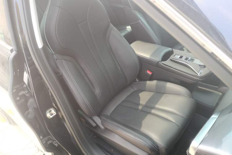 Used Dongfeng Aeolus Mage 2024 Honor Edition 1.5T Luxury Model