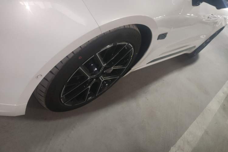 Used Zeekr 001 2026 Model 103° Four-Wheel Drive Ultra Version
