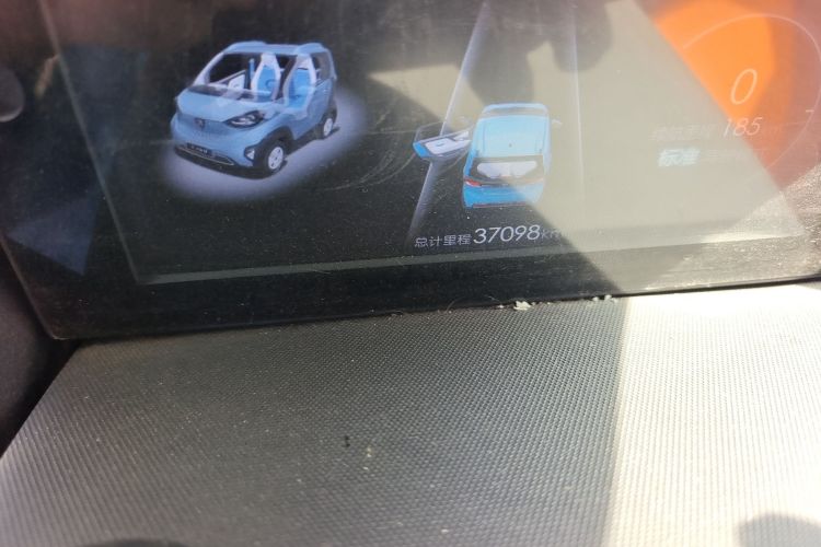 Used Baojun E100 2019 250KM Smart Drive Edition Odometer Close Up