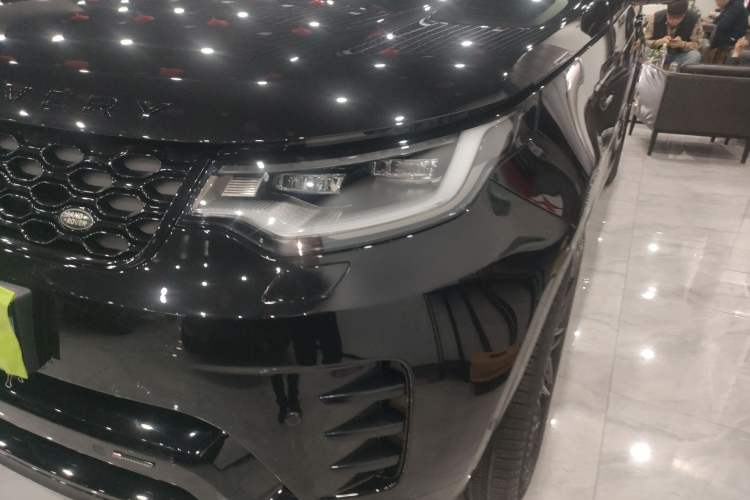 Used Land Rover Discovery 2021 360 PS R-Dynamic SE Left Front Headlight