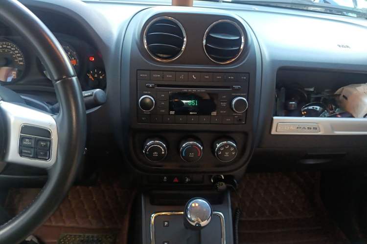 Used Jeep Compass 2014 Revised Version 2.0L Two-Wheel Drive Entry-Level Edition
