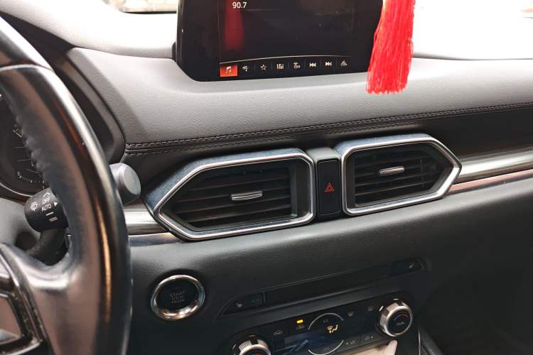 Used Mazda CX-5 2019 Cloud-Controlled Version 2.0L Automatic 2WD Smart Enjoyment Model China V Standard Audio And AC Panel