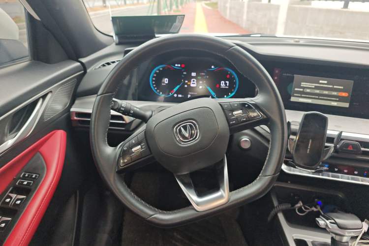 Used Changan CS35PLUS 2022 Blue Whale NE 1.4T DCT Luxury Model
