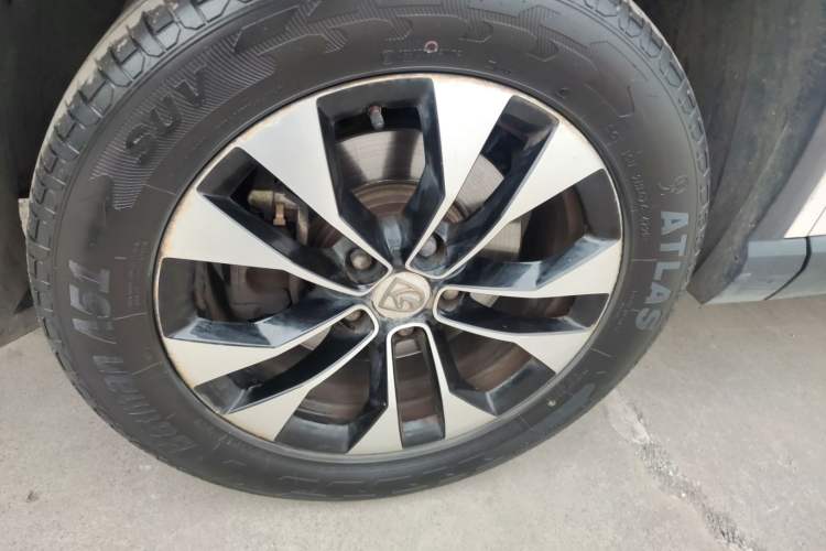 Used Baojun 530 2021 Global Car Anniversary Edition 1.5T Manual Luxury Model 6 Seats