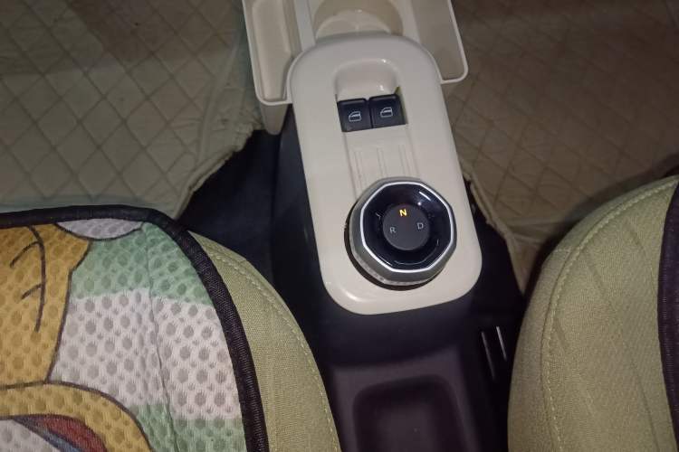 Used Geely Galaxy Panda 2023 Panda Mini 200km Endurance Bear
