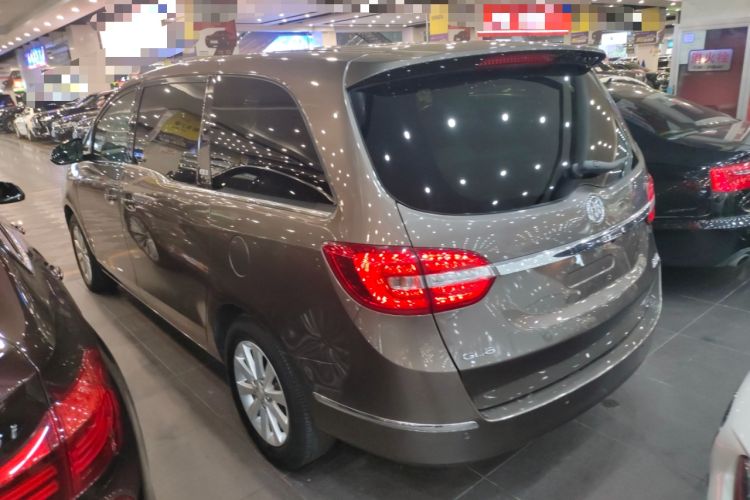 Used Buick GL8 2015 2.4L Luxury Business Premium Edition
