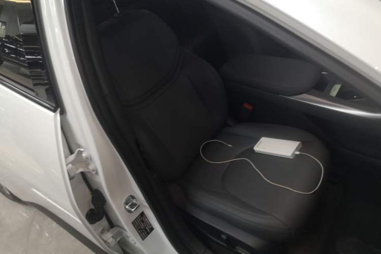 Used XPeng MONA M03 2025 620 Ultra-Long Range Plus Right Front Seat