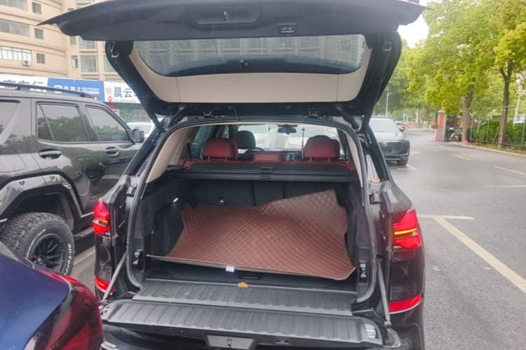 Used BMW X5 2023 xDrive 30Li Luxury M Sport Night Edition Package