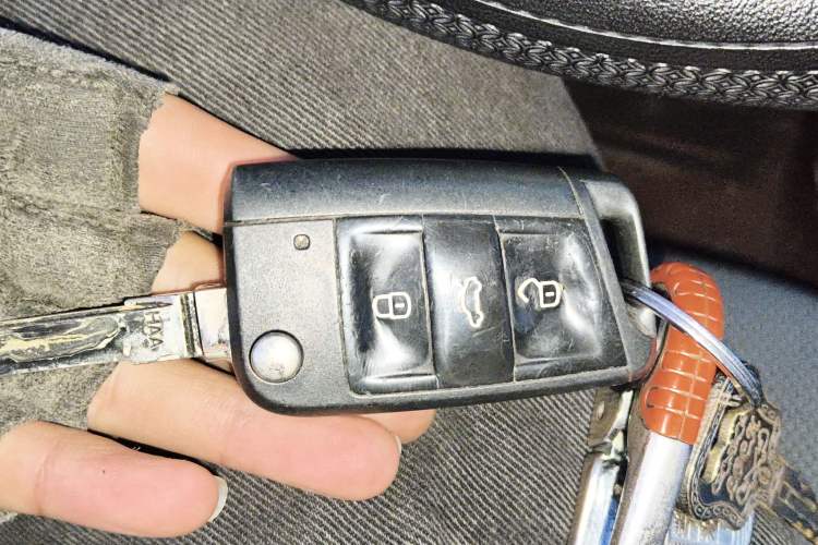 Used Skoda Octavia 2017 Classic Model 1.6L Manual Comfort Edition
