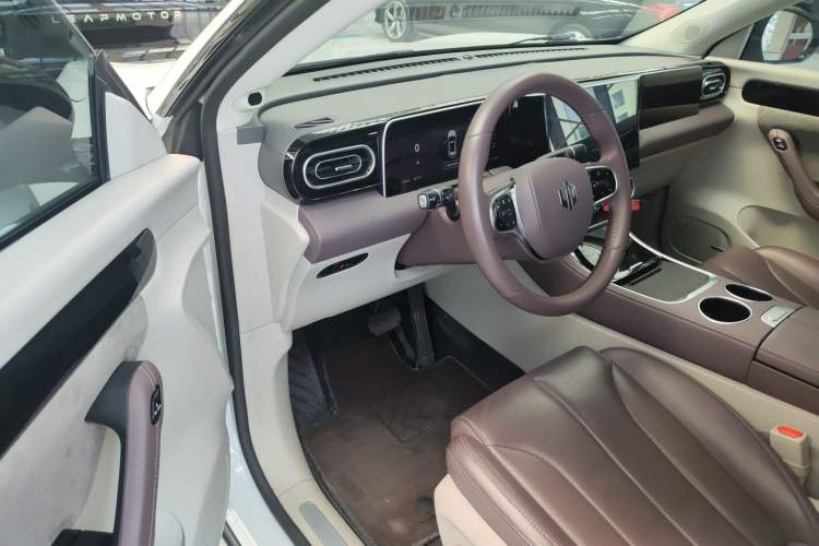 Used Leapmotor C11 2023 Pure Electric 500 Zhixing Edition Driver Seat