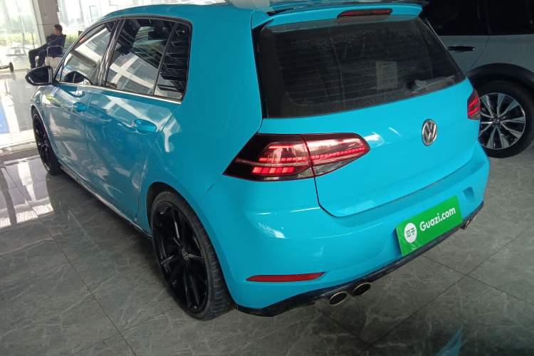 Used Volkswagen Golf 2020 Charming Edition 280TSI DSG R-Line
