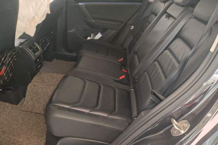 Used Volkswagen Tayron 2019 330TSI Two-Wheel Drive Luxury Model China VI Standard
