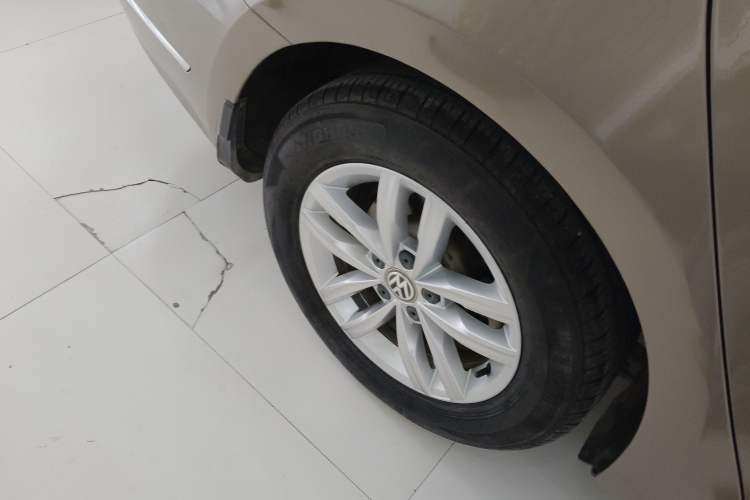 Used Volkswagen Passat 2016 330TSI DSG Luxury Edition Right Rear Wheel Hub