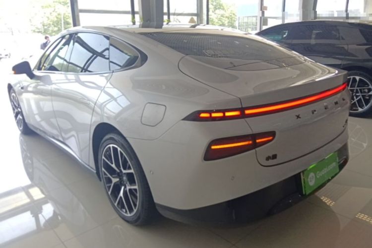 Used XPeng P7 2023 P7i 610 Max Performance Edition
