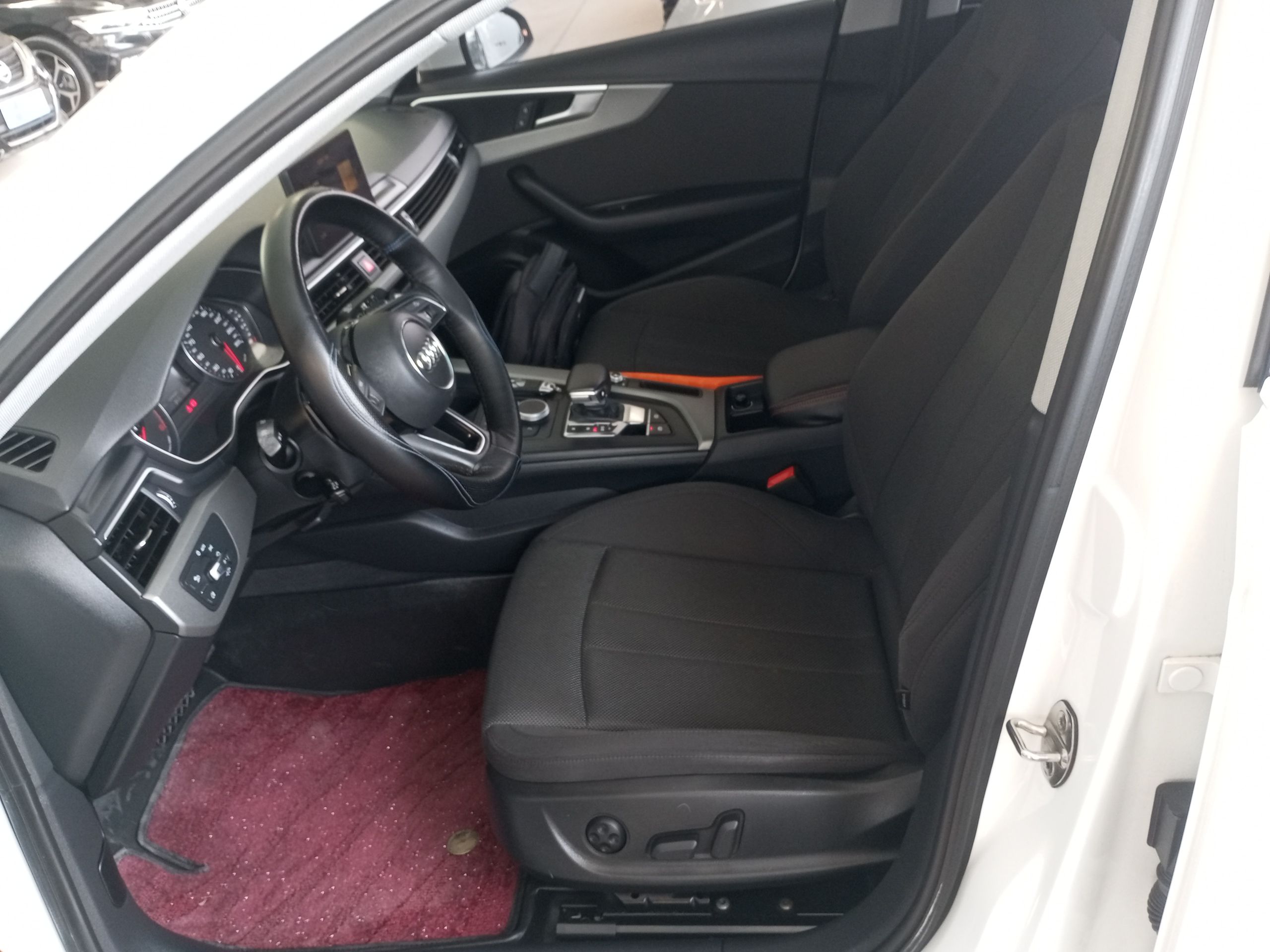 Interior delantero