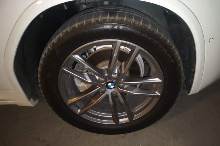 Used BMW X4 
