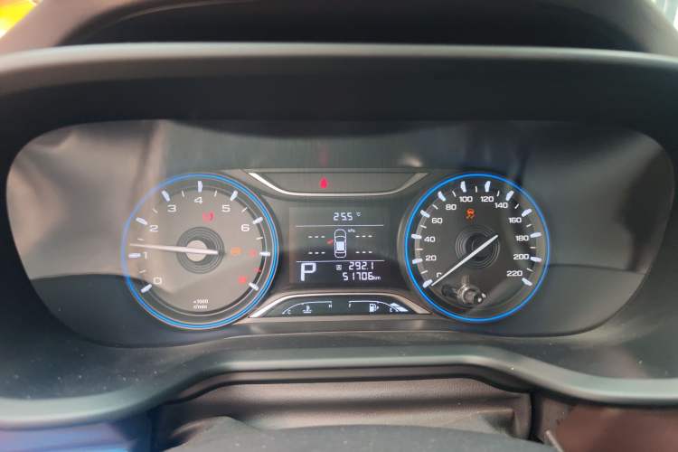 Used GAC Trumpchi GS3 2019 235T Automatic Elite Edition Instrument Cluster