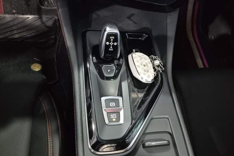 Used Lynk & Co 02 2019 1.5T DCT Two-Wheel Drive Pro Edition China VI Standard
