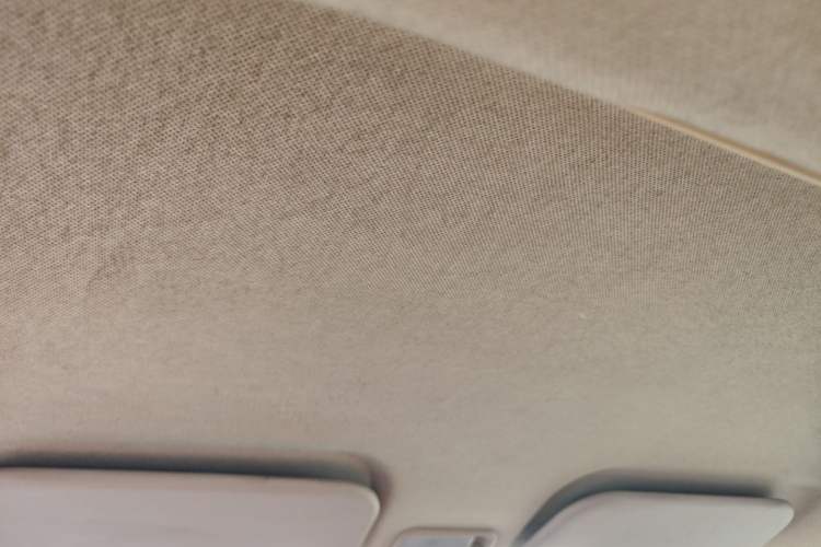 Used Wuling Rongguang V 2016 1.2L Standard Version Headliner