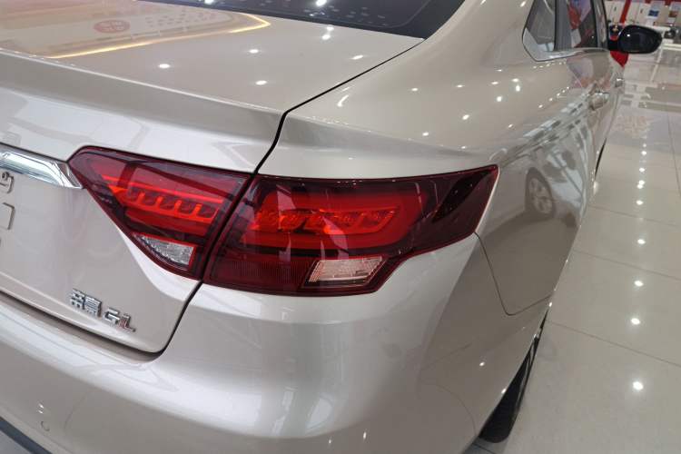 Used Geely Auto Emgrand GL 2021 UP 1.4T CVT Luxury Edition
