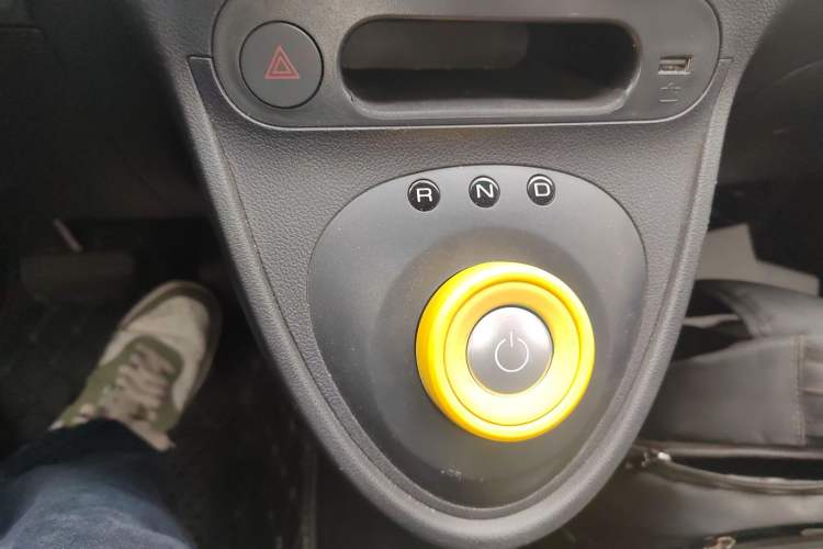 Used ORA Black Cat 2022 301km "Cute Pet" Version – Lithium Iron Phosphate