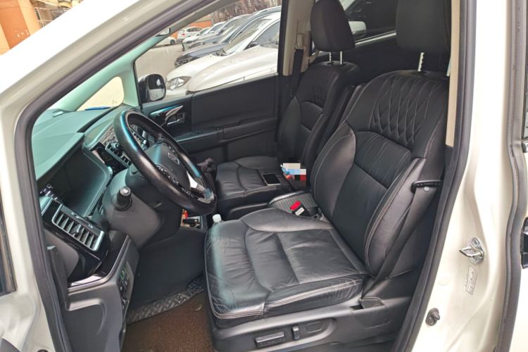 Used Honda Elysion 2019 2.0L Hybrid Luxury Edition
