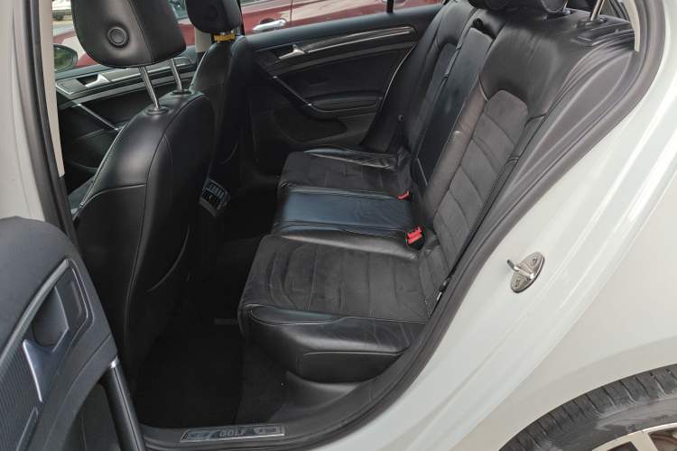 Used Volkswagen Golf 2018 230TSI Automatic Luxury Version