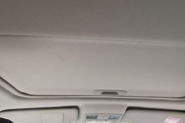 Used Bestune X80 2013 2.0L automatic comfort version
