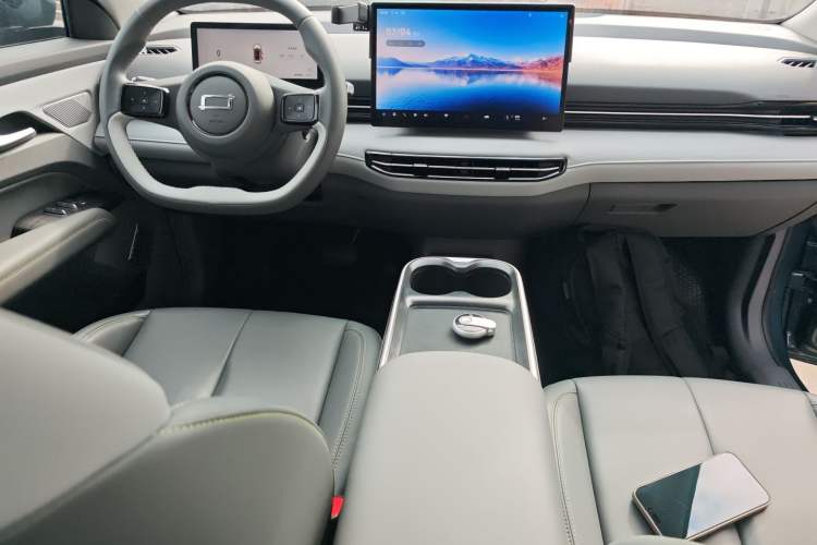 Used Bestune Yueyi 03 2025 445km Joyful Edition