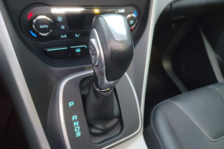 Used Ford Kuga 2015 1.5L GTDi Two-Wheel Drive Fashion Edition