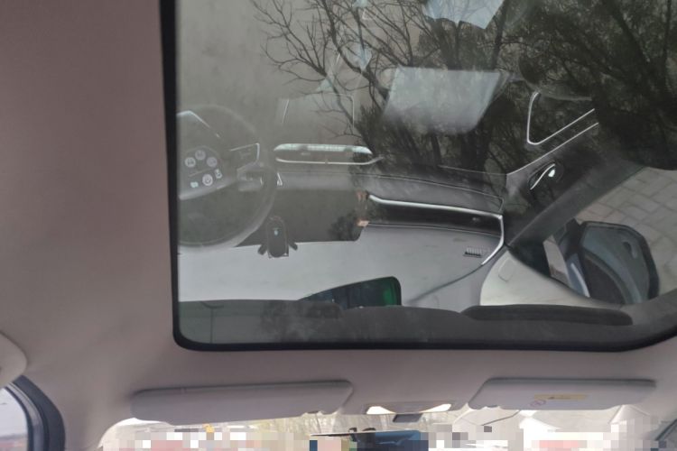 Used Venucia V 2021 260T Idol Edition
