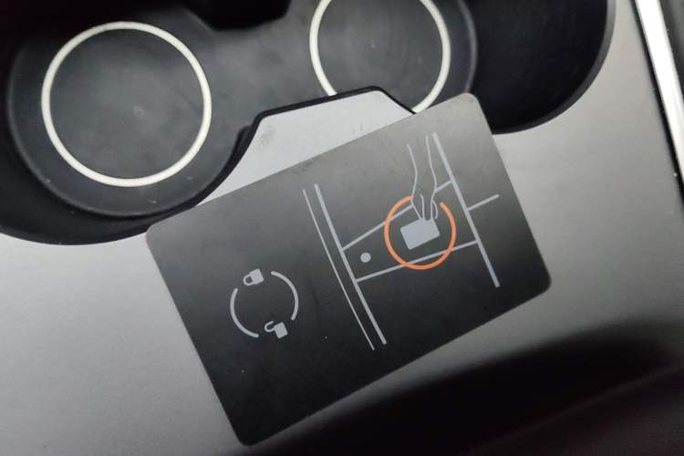 Used Tesla Model 3 2022 Performance High-Performance All-Wheel-Drive Version Vehicle Key