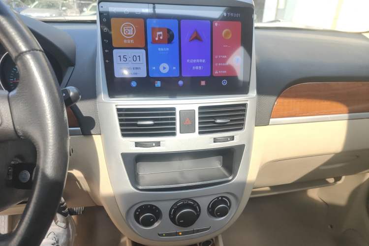 Used Buick Excelle 2013 1.5L Automatic Luxury Model Audio And AC Panel