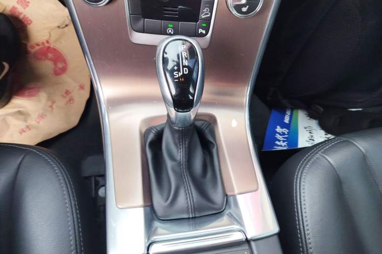 Used Volvo XC60 2017 T5 AWD Smart Upgrade Edition