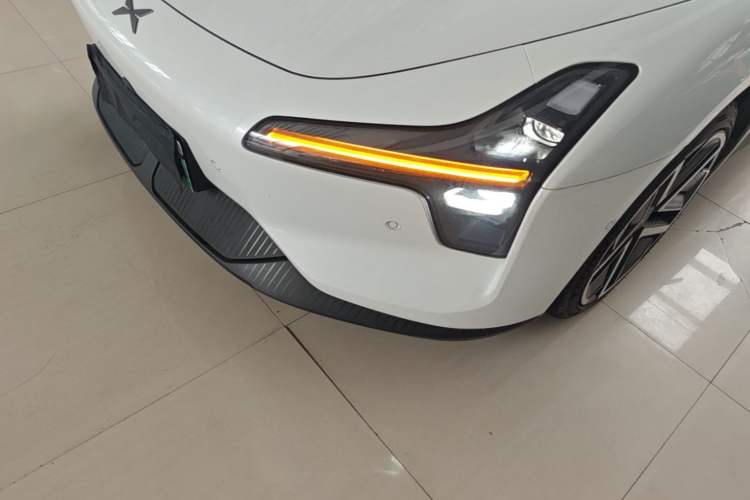 Used XPeng MONA M03 2025 600 with Ultra-Long Range Max Left Front Headlight