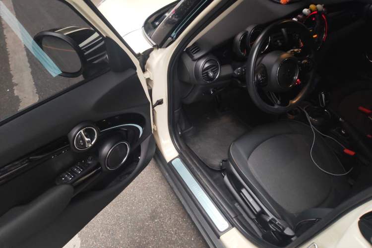 Used MINI 2019 1.5T ONE Five-Door Edition
