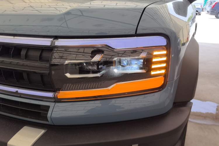 Used Formula Leopard 5 2023 Explore Edition Left Front Headlight