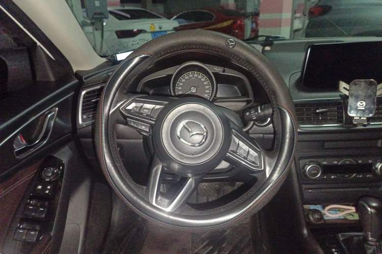 Used Mazda Mazda 3 Axela 2017 Sedan 2.0L Automatic Prestige Model China V Standard
