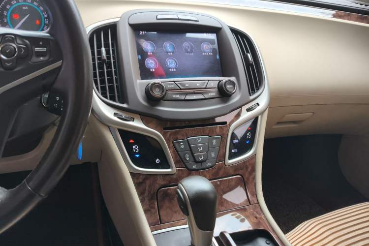 Used Buick LaCrosse 2013 2.0T SIDI Technology Version
