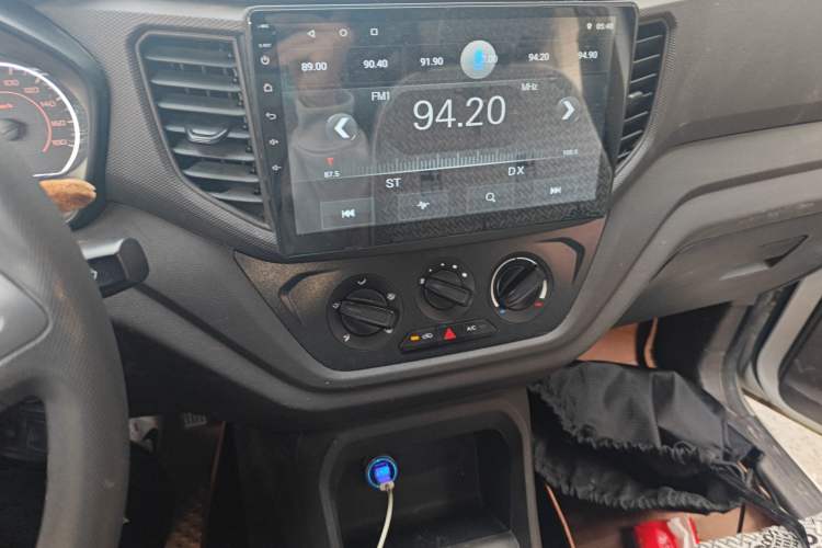 Used Wuling Hongguang V 2022 1.5L Jingqu Edition Electric-Assist LAR