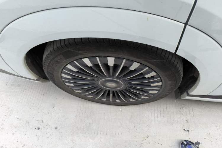 Used XPeng X9 2025 740 Ultra-Long Range Max