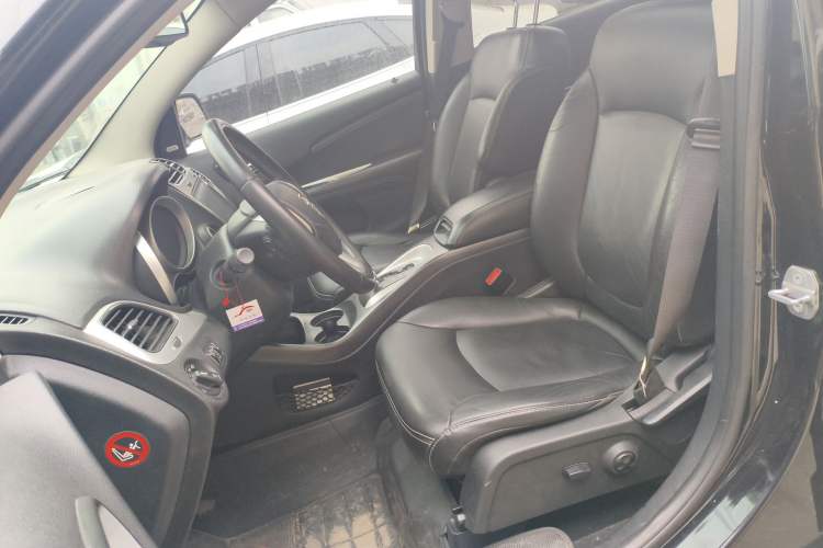 Used Dodge Journey 2015 2.0TD Four-Wheel Drive Luxury Edition
