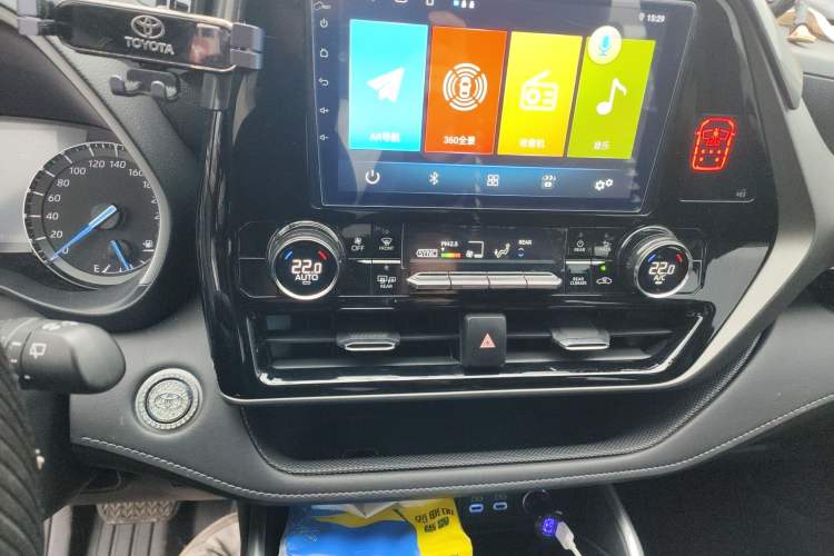 Used Toyota Highlander 2022 Dual-Engine 2.5L Two-Wheel Drive Elite Edition 7-Seater